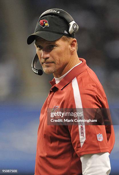 Arizona Cardinals head coach Ken Whisenhunt looks on from the sidelines against the Detroit Lions at Ford Field on December 20, 2009 in Detroit,...