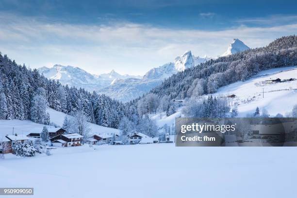 winterwonderland - mount watzmann in the berchtesgadener land, bavaria/ germany - berchtesgaden alps stock-fotos und bilder