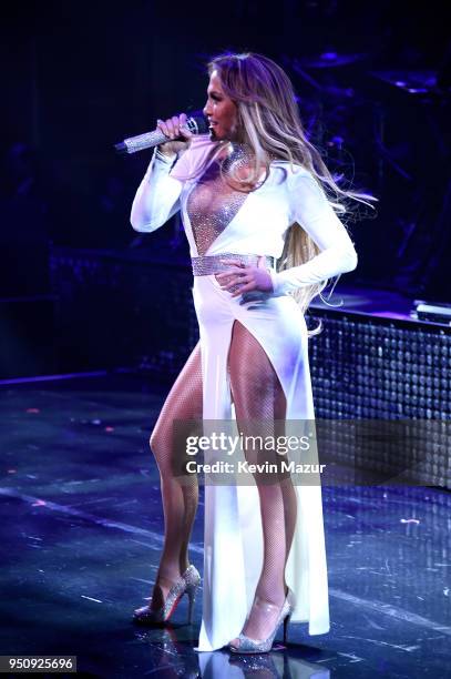 Jennifer Lopez performs on stage during the 2018 Time 100 Gala at Jazz at Lincoln Center on April 24, 2018 in New York City.Ê