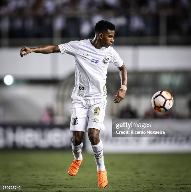 Rodrygo of Santos on the ball during the match between Santos and Estudiantes as a part of Copa Libertadores 2018 at Vila Belmiro Stadium on April...