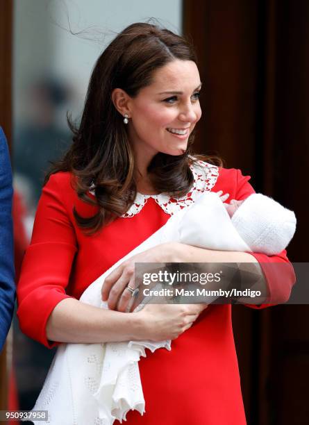 Catherine, Duchess of Cambridge departs the Lindo Wing of St Mary's Hospital with her newborn baby son on April 23, 2018 in London, England. The...