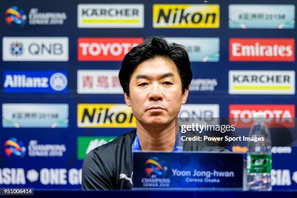 Cerezo Osaka Head Coach Jong-Hwan Yoon during the AFC Champions League 2018 Group G match between Guangzhou Evergrande FC vs Cerezo Osaka at Tianhe...