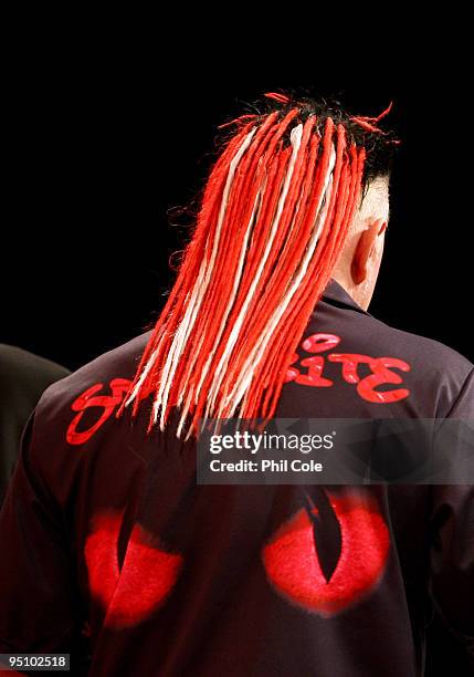 Peter Wright of England in action against Michael van Gerwen of the Netherlands during the 2010 Ladbrokes.com World Darts Championship Round One at...