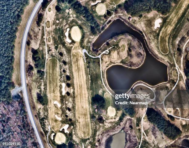 golf courses in delaware, usa - terrain de golf stock-fotos und bilder