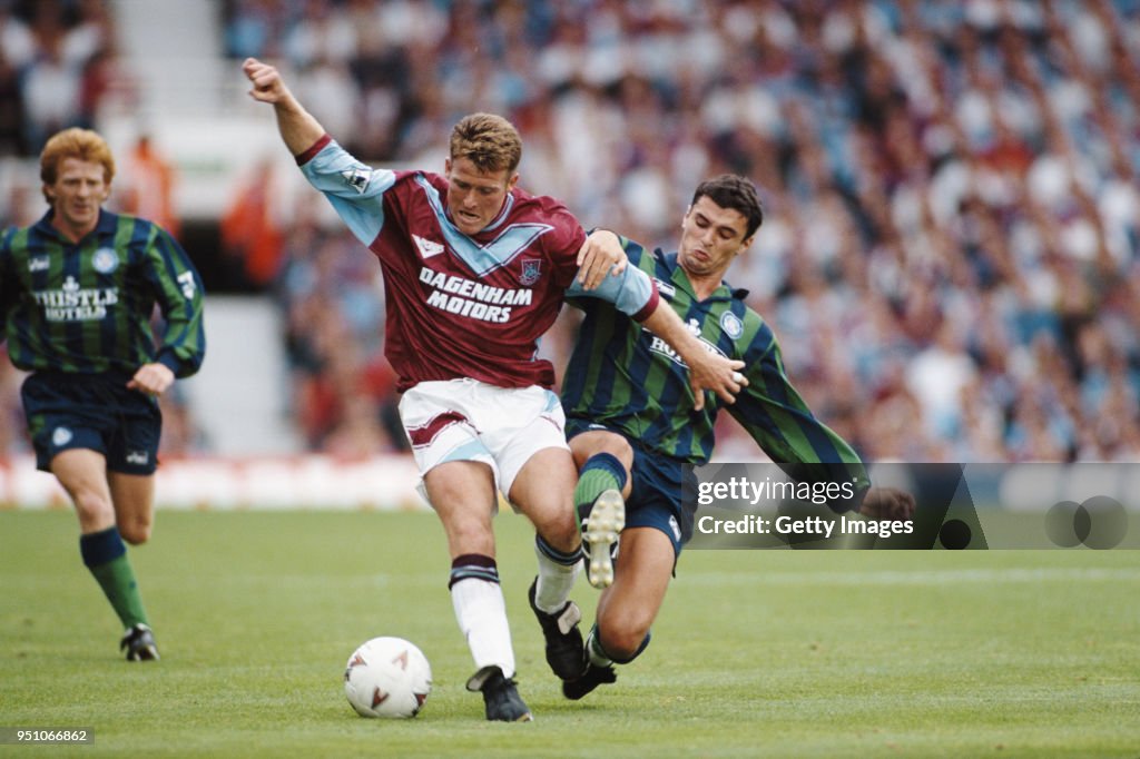 Gary Speed West Ham United v Leeds United 1994