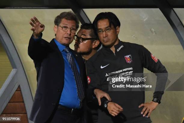 Oswaldo Oliveira and Tsuyoshi Otsuki of Urawa Red Diamonds look on during the J.League J1 match between Kashiwa Reysol and Urawa Red Diamonds at...