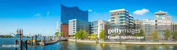 hamburg elbphilharmonie med utsikt över hafencity moderna vattnet lägenhet utvecklingen panorama tyskland - elbe bildbanksfoton och bilder