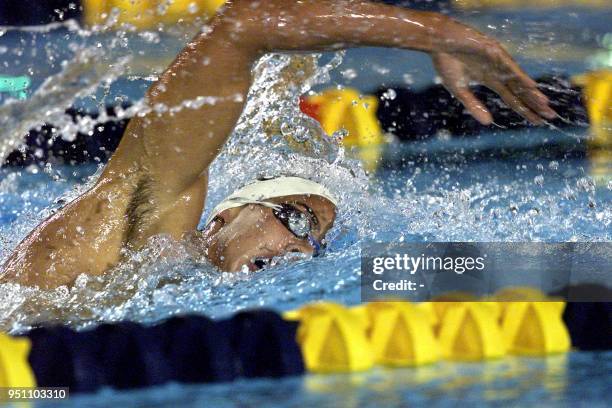 The Mexican Juan Jose Veloz Davila swims 25 November 2002 during the 400 meter swimming race of the XIX Central American and Caribbean games El...