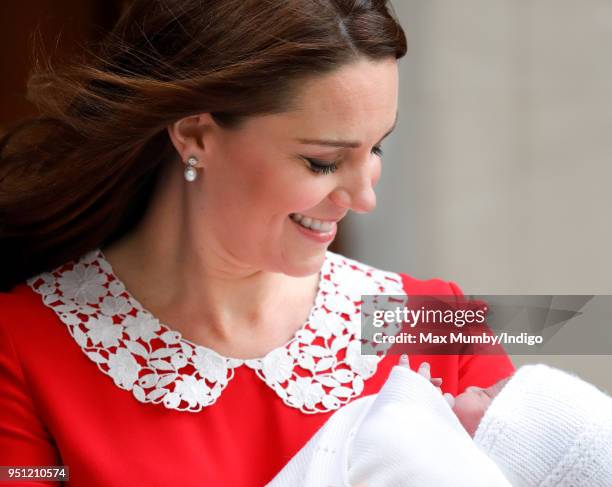 Catherine, Duchess of Cambridge departs the Lindo Wing of St Mary's Hospital with her newborn baby son on April 23, 2018 in London, England. The...