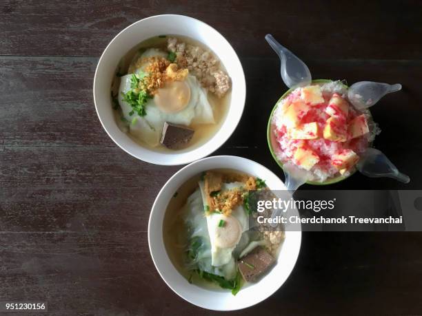noodle with soup and ice shaving, thai food - coconut shaving stock pictures, royalty-free photos & images