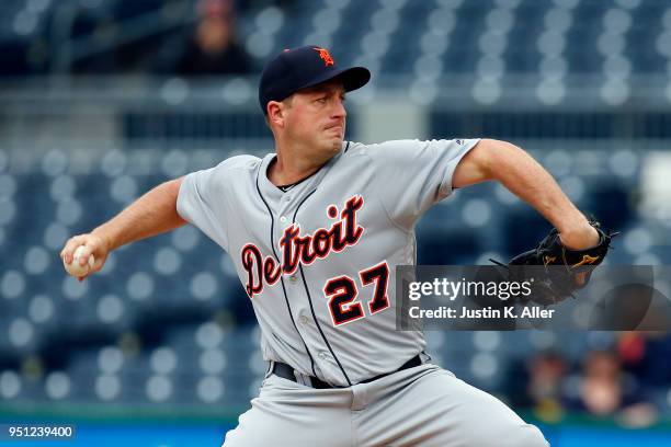 Jordan Zimmermann of the Detroit Tigers pitches in the first inning against the Pittsburgh Pirates during game one of a doubleheader at PNC Park on...