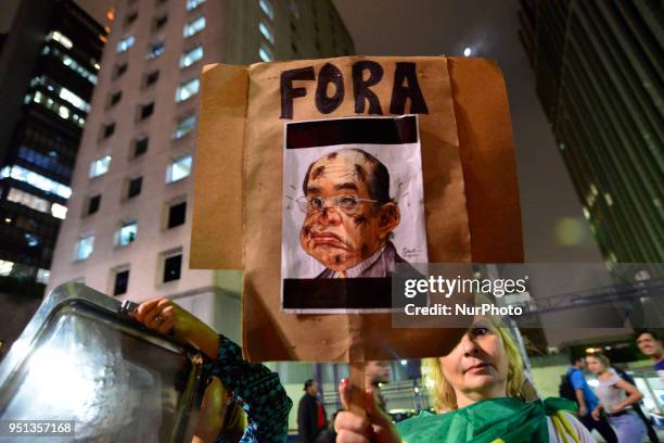 Protesters protest against STF on Avenida Paulista, in Sao Paulo, Brazil, on 25 April 2018. Federal Supreme Court that removed from federal judge...