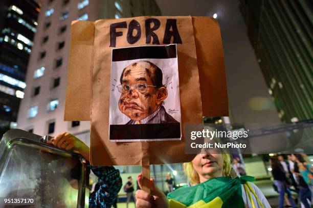 Protesters protest against STF on Avenida Paulista, in Sao Paulo, Brazil, on 25 April 2018. Federal Supreme Court that removed from federal judge...