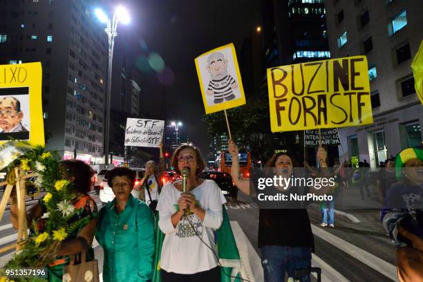 Protesters protest against STF on Avenida Paulista, in Sao Paulo, Brazil, on 25 April 2018. Federal Supreme Court that removed from federal judge...