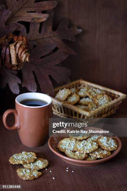 sesame oat crackers - gluten free - shortcrust pastry stock pictures, royalty-free photos & images