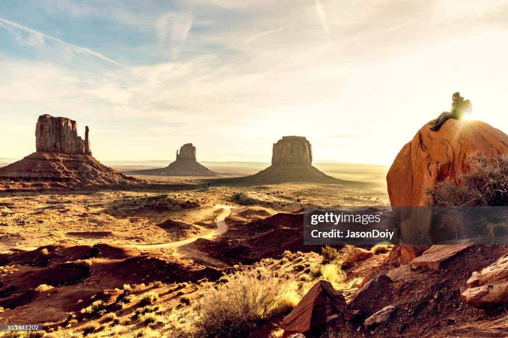 Sonnenaufgang im Monument Valley