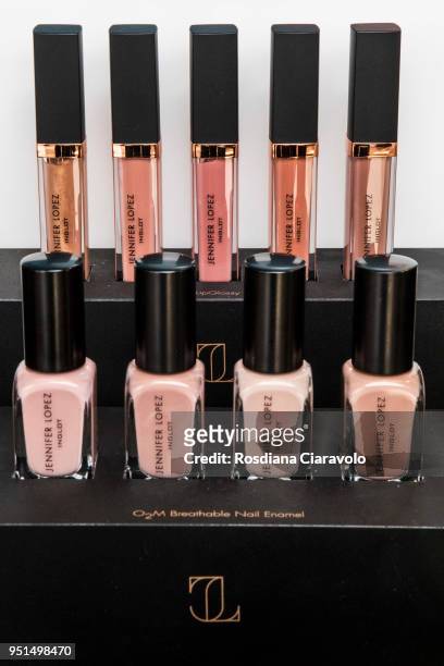 JLOXInglot by Jennifer Lopez Lipglossy Lip Gloss in colors Goldilips, Pinky, Soft Rose, Peach Pearl, Burnt Sienna and Nail Breathable O2M Enamel in...