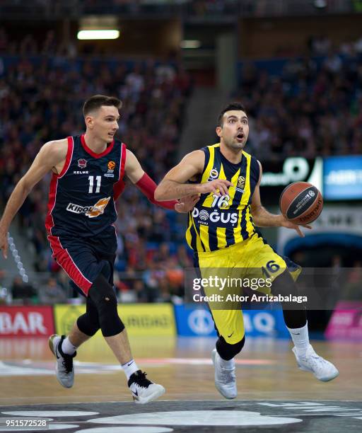 Kostas Sloukas, #16 of Fenerbahce Dogus Istanbul competes with Matt Janning, #11 of Kirolbet Baskonia Vitoria Gasteiz during the Turkish Airlines...