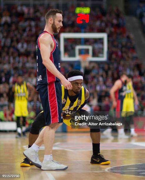 Marcelinho Huertas, #9 of Kirolbet Baskonia Vitoria Gasteiz competes with Ali Muhammed, #35 of Fenerbahce Dogus Istanbul during the Turkish Airlines...