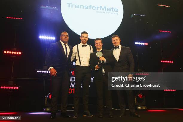 Kyle Sinckler present the Best Use of Analytics, Data or Research Award in association with TransferMate Global Payments to ICC Women's World Cup...