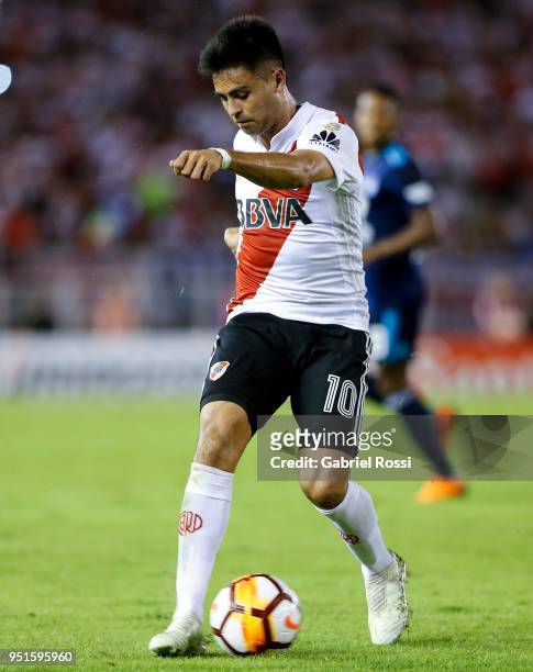 Gonzalo Martinez of River Plate drives the ball during a match between River Plate and Emelec as part of Copa CONMEBOL Libertadores 2018 at Estadio...