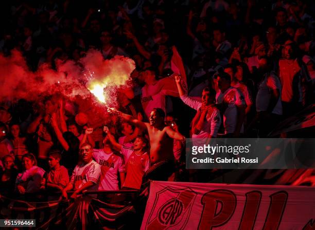 Fans of River Plate cheer their team during a match between River Plate and Emelec as part of Copa CONMEBOL Libertadores 2018 at Estadio Monumental...