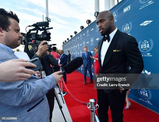 Vernon Davis attends the Team USA Awards at the Duke Ellington School of the Arts on April 26, 2018 in Washington, DC.