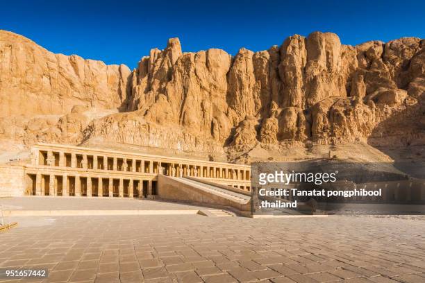 morning time at valley of the kings in luxor city ,egypt - luxor thebes imagens e fotografias de stock