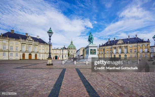 amalienborg palace square copenhagen - amalienborg palace stock pictures, royalty-free photos & images