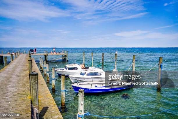jetty at ordrup beach sejerø bay northwest zealand - kattegat stock pictures, royalty-free photos & images