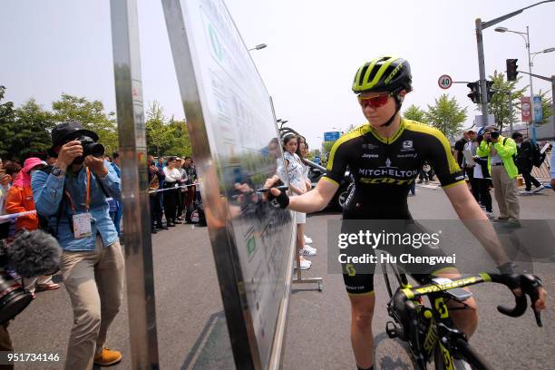 Start / Gracie Elvin of Australia and Team Mitchelton-Scott / Signature during the 12th Tour of Chongming Island, Stage 2 a 121,3km stage from...
