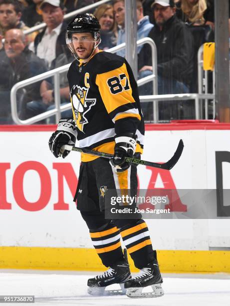 Sidney Crosby of the Pittsburgh Penguins skates against the Philadelphia Flyers in Game Five of the Eastern Conference First Round during the 2018...