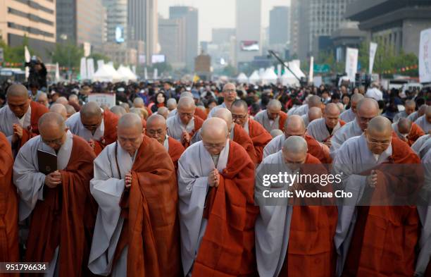 Thousands of South Korean Buddhists have a prayer service wishing for a successful Inter-Korean Summit and peace for the country on April 27, 2018 in...