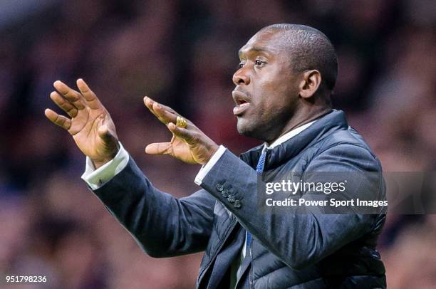 Coach Clarence Seedorf of Deportivo La Coruna gestures during the La Liga 2017-18 match between Atletico de Madrid and Deportivo La Coruna at Wanda...