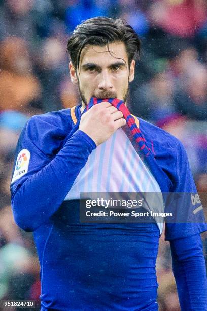 Andre Filipe Tavares Gomes of FC Barcelona reacts during the La Liga 2017-18 match at Camp Nou between FC Barcelona and Atletico de Madrid on 04...