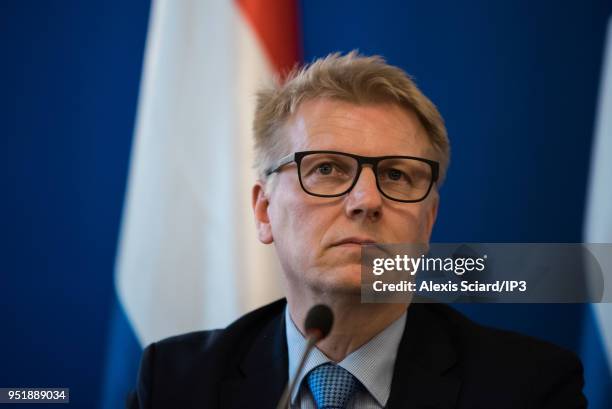 Kimmo Tiilikainen, Minister for Housing, Energy and the Environment of Finland, participates in the round table on the theme: Long-term strategies...