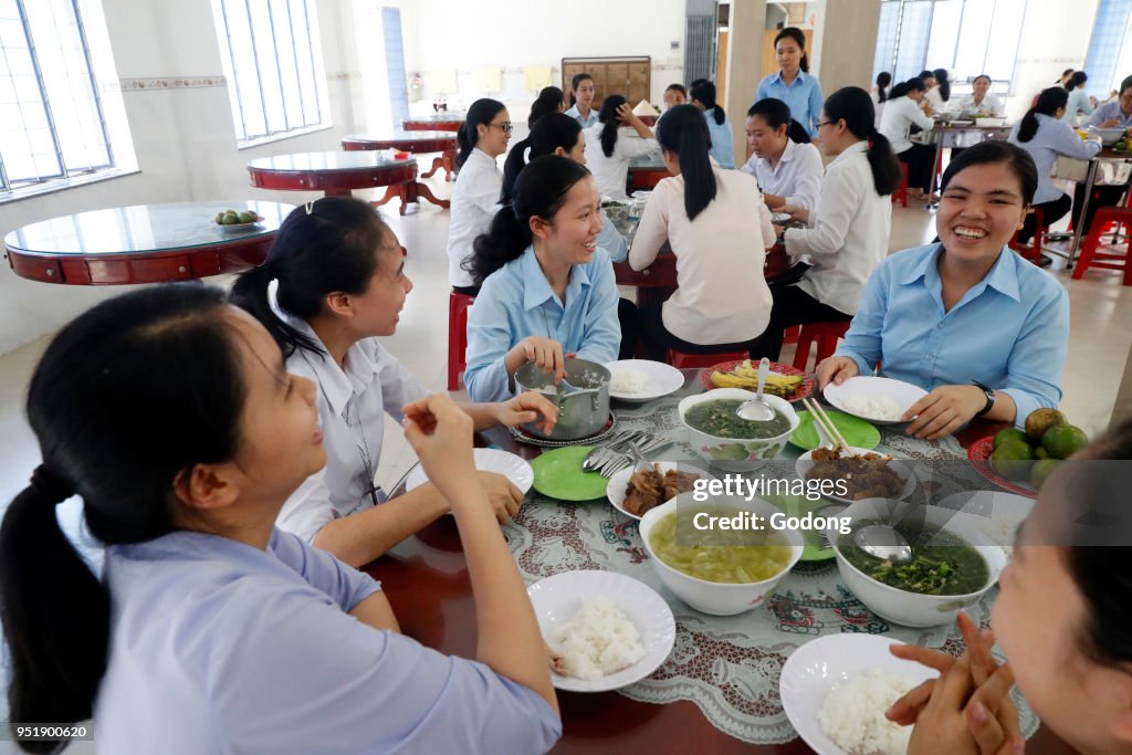 Catholc sister at lunch.