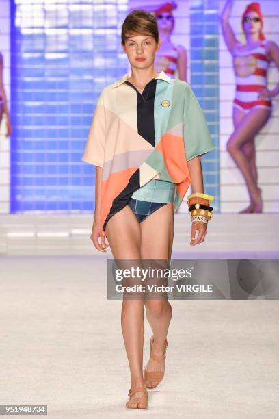 Model walks the runway at the Salinas Spring Summer 2019 fashion show during the SPFW N45 on April 25, 2018 in Sao Paulo, Brazil.