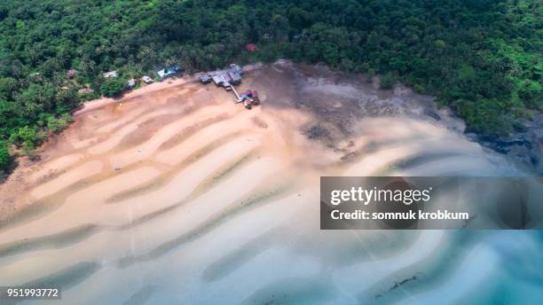 sea beach when ebb tide around the island - ebb tide stock pictures, royalty-free photos & images