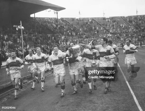 Wakefield Trinity do a lap of honour during the Rugby League Cup Final after beating Huddersfield 12 - 6 at Wembley 12th May 1962.