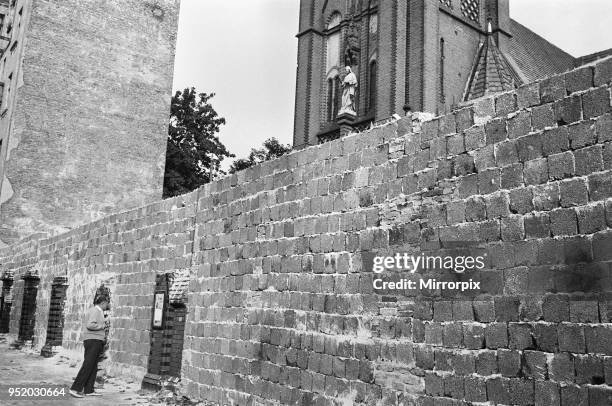 Scenes in Berlin shortly after the erection of the Berlin Wall, dividing the Soviet occupied Eastern sector of the city from the Allied occupied...