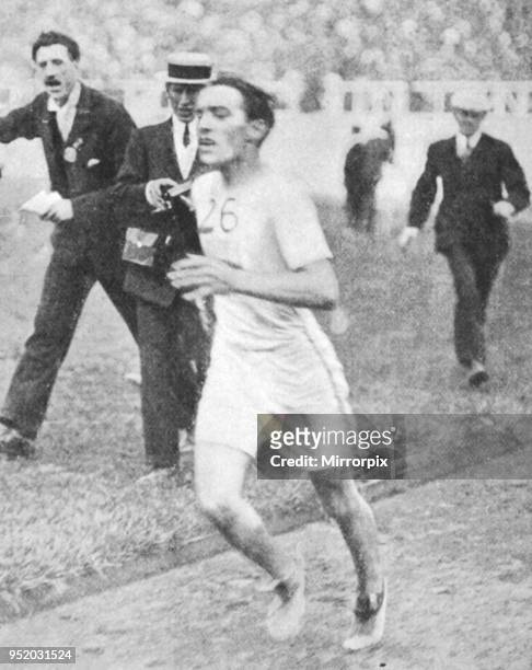 Johnny Hayes wins the marathon. Second over the line he was declared the winner after Dorando Pietri was disqualified in the marathon during the 4th...