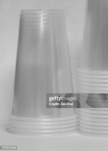 stack of disposable clear plastic drinking cups - clear plastic cups stack stock pictures, royalty-free photos & images