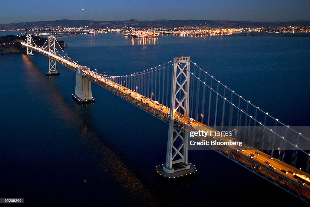 Bay Bridge Map The western span of the San Francisco-Oakland Bay Bridge extends to ...