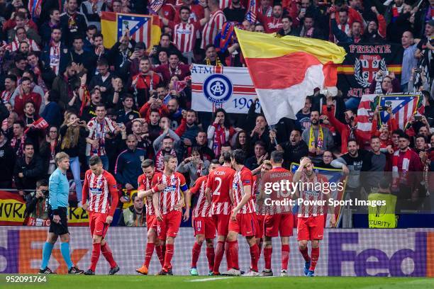 Players of Atletico Madrid celebrates during the UEFA Europa League quarter final leg one match between Atletico Madrid and Sporting CP at Wanda...