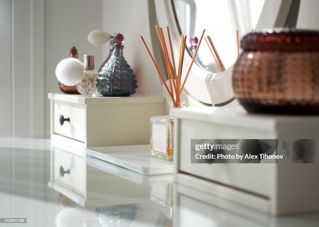 Dressing table