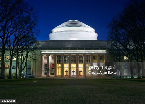 692 Harvard University Library Photos and Premium High Res Pictures - Getty  Images