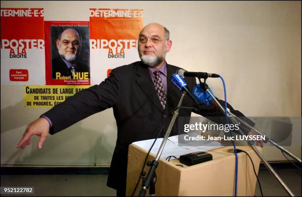 Legislative by-election in the 5th constituency of Val d'Oise. Communist candidate Robert Hue after the victory of UMP candidate Georges Mothron .