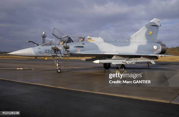 Avion de chasse ?Mirage 2000? dans la base aérienne 118 de Mont-de-Marsan, en 1988, dans les Landes, France.