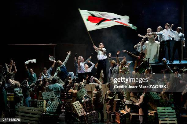 Jean-Sébastien Bou et Yann Beuron dans « Le Roi Carotte » de Jacques Offenbach, l'opera-bouffe-féerie en trois actes d'après le liivret de Victorien...